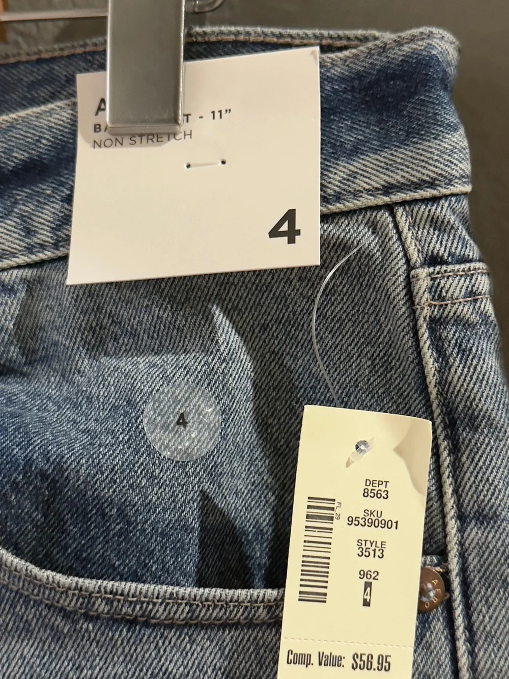 Aeropostale Denim baggy Jort Shorts - size 4 NWT